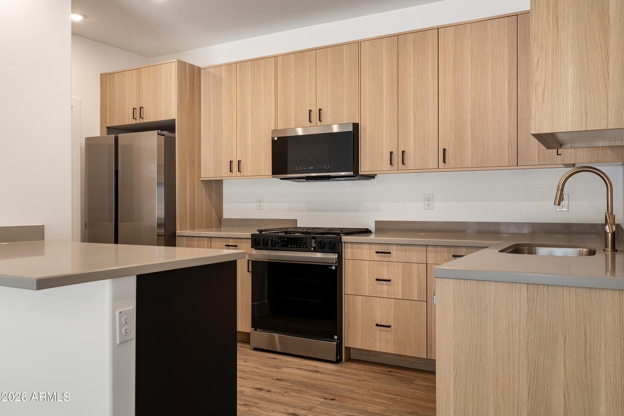 N Galloway Dr #1003 - Photo 7 of 14