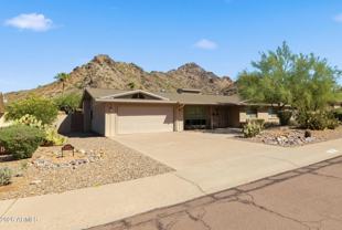 2426 E Lamar Rd - Photo 1 of 1