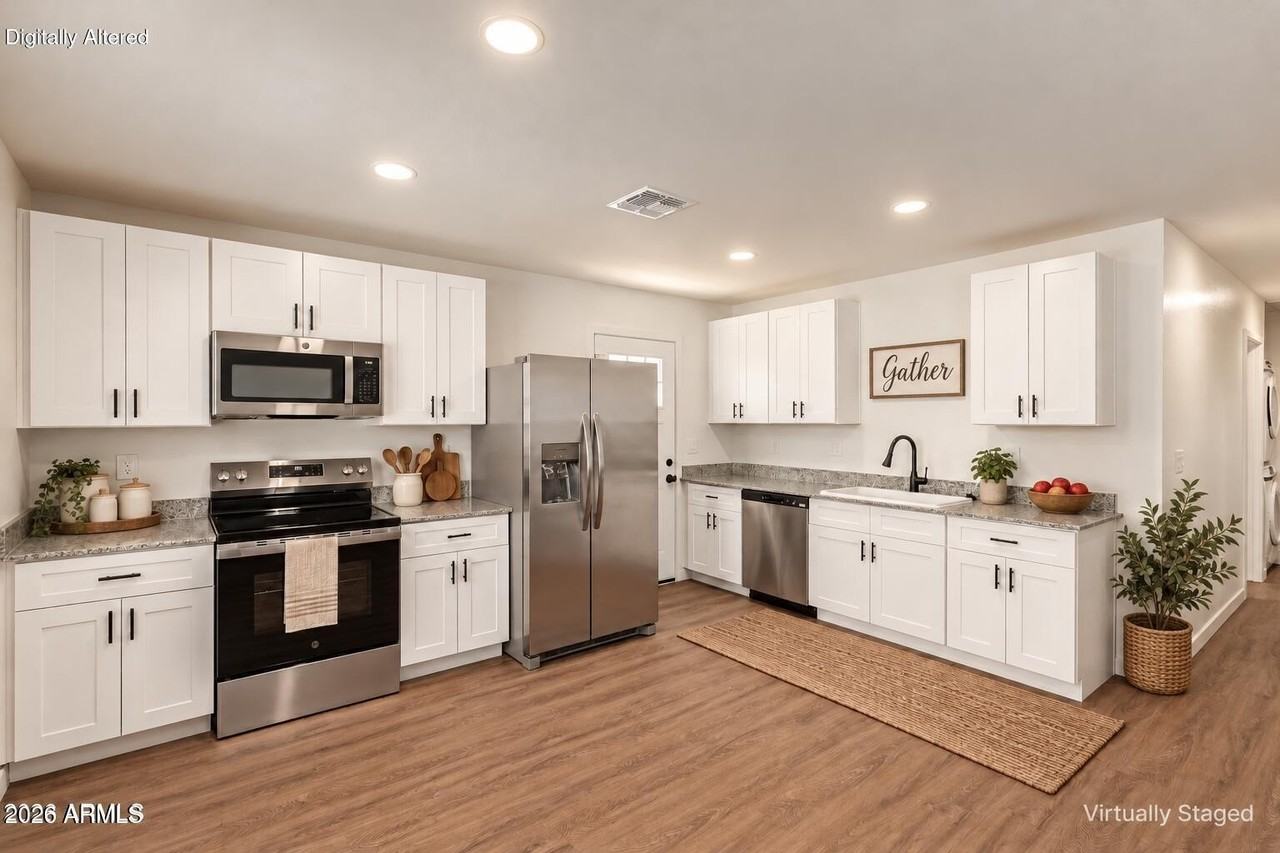 425 S 99th Pl #A - Photo 3 of 22