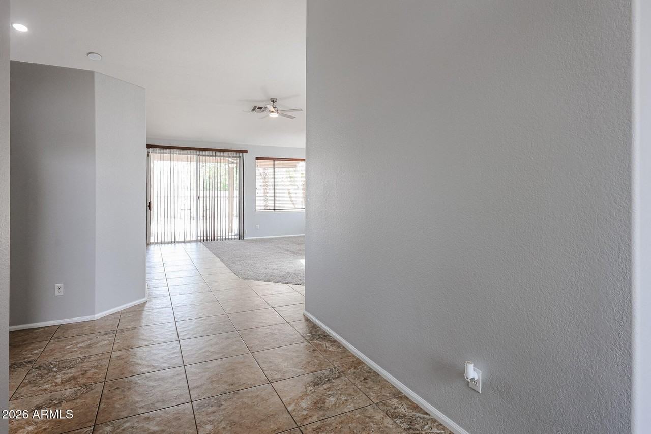 11518 W Palm Brook Dr - Photo 3 of 44