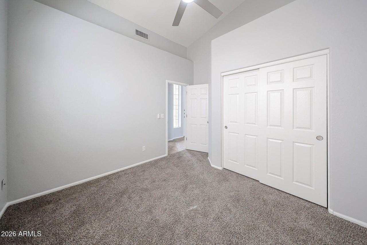 11518 W Palm Brook Dr - Photo 5 of 44