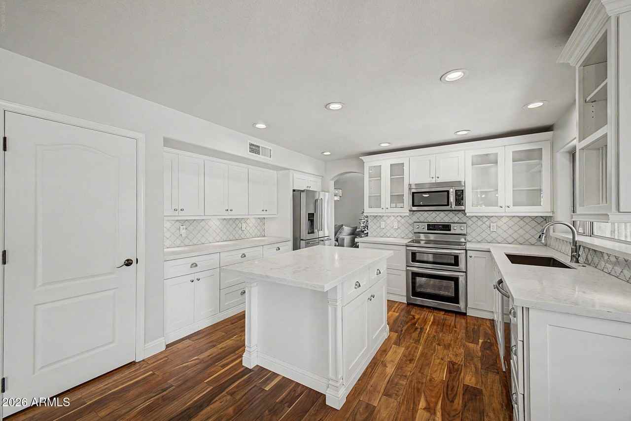 5615 W Tonopah Dr - Photo 7 of 39