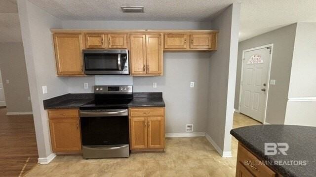 7577 Avery Ln - Photo 5 of 18