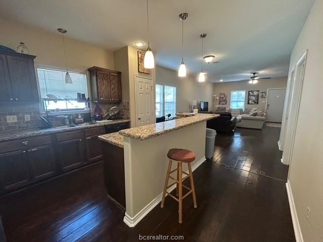 308 Holik St - Photo 6 of 28