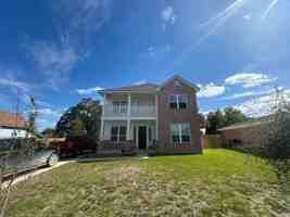 featured image of 1426 Magnolia Dr