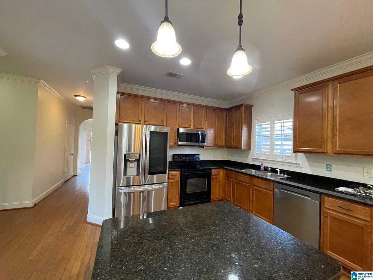 326 Creekside Ln - Photo 6 of 23