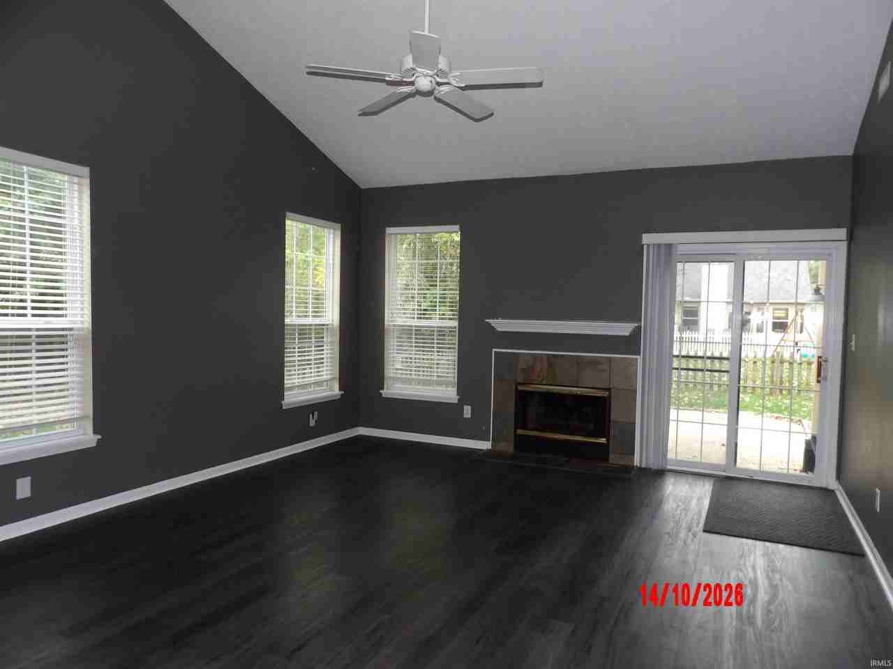 593 Beaverbrook Dr - Photo 3 of 26