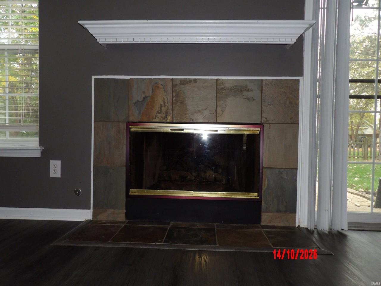 593 Beaverbrook Dr - Photo 5 of 26