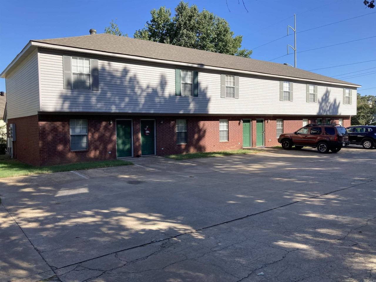 361/ 371 Club Road - Photo 3 of 17