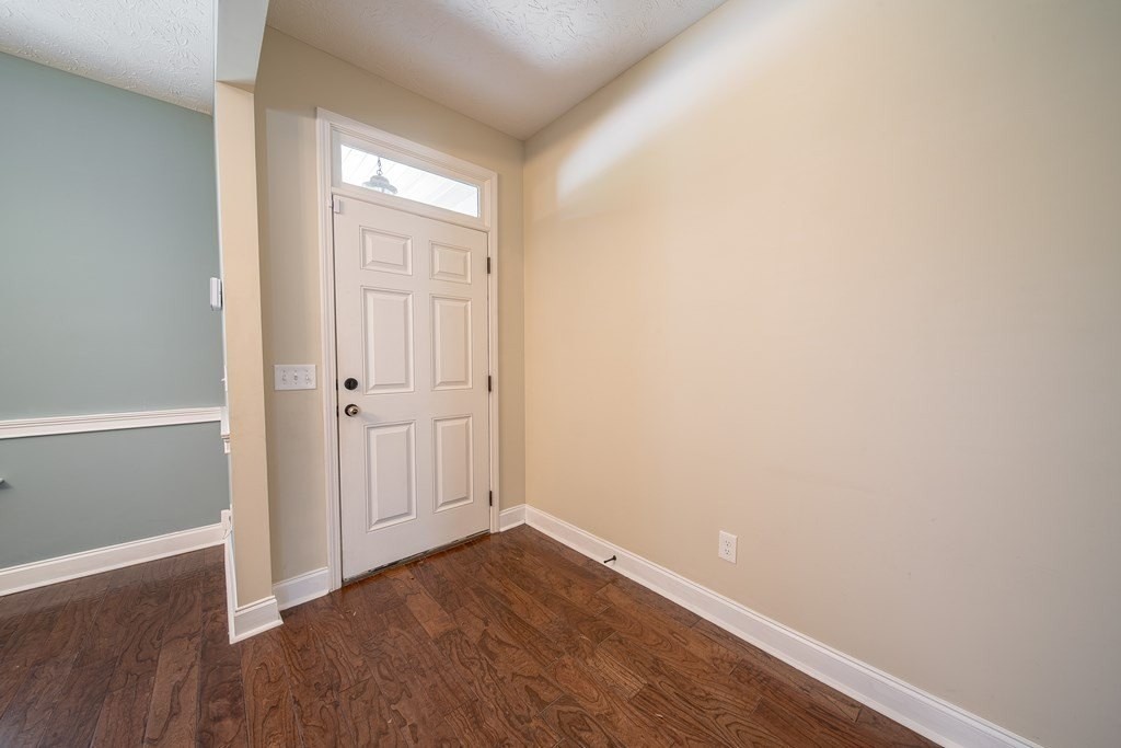 1220 Cottage Pointe Ct - Photo 2 of 45