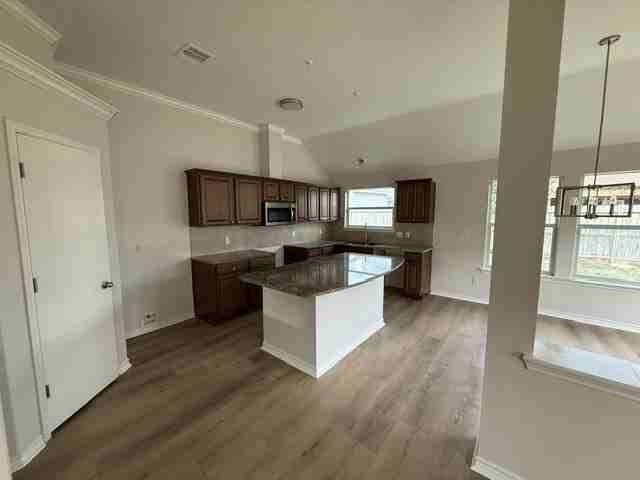 3905 Las Bahias Dr - Photo 4 of 11