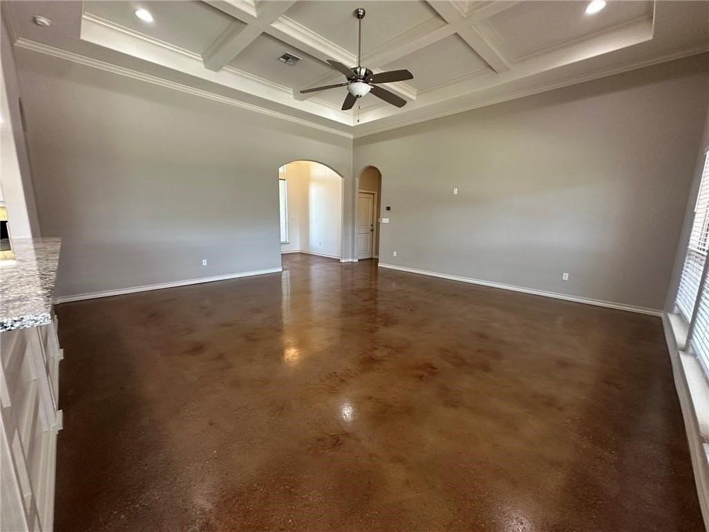 106 Chiman Cir - Photo 4 of 38