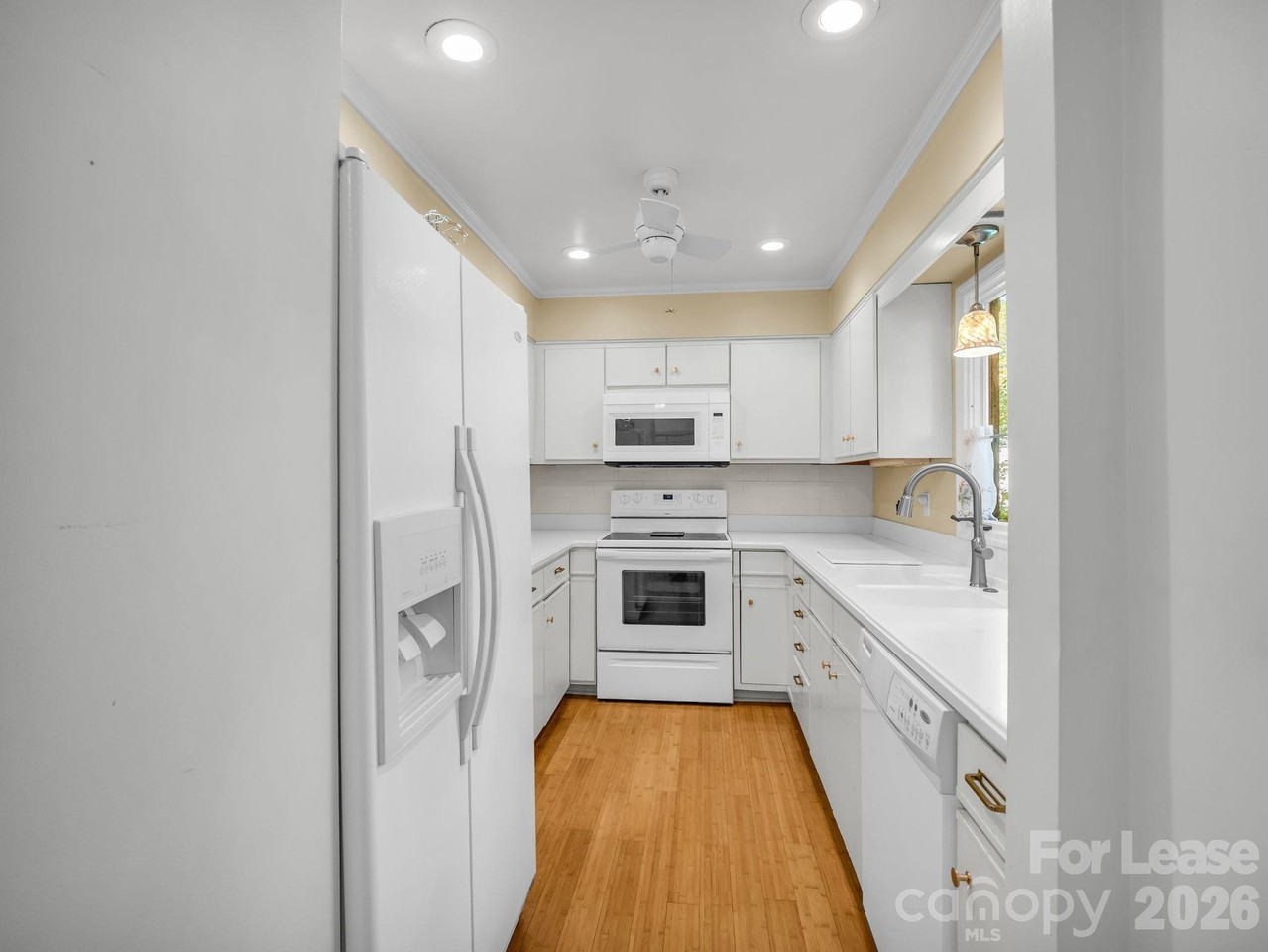 335 Melrose Ave #111 - Photo 7 of 44