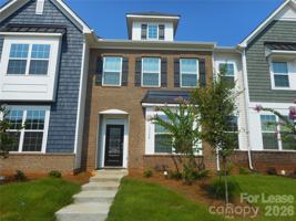 featured image of 15752 Country House St