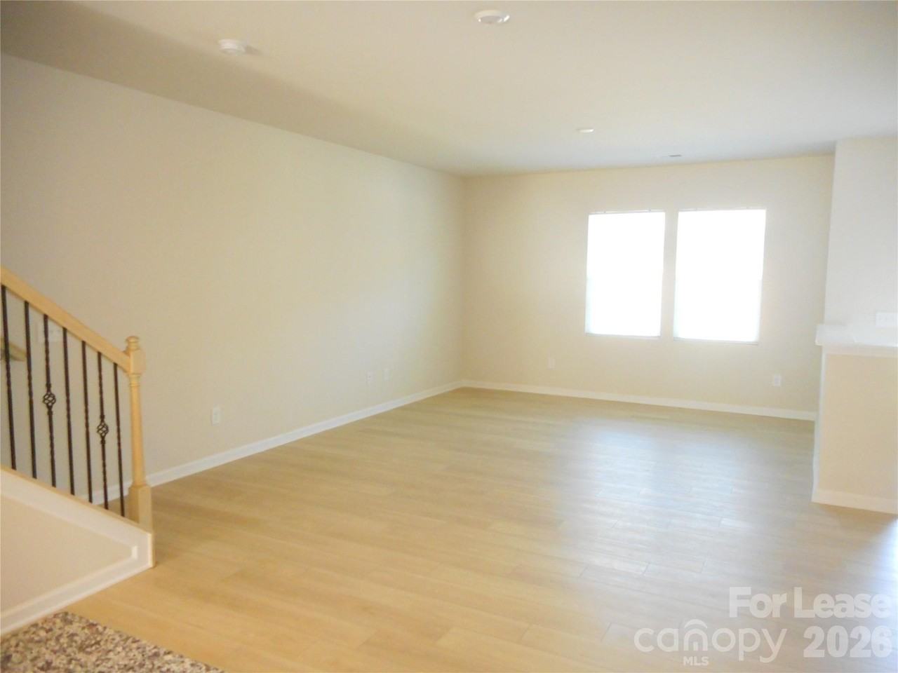 15752 Country House St - Photo 7 of 24