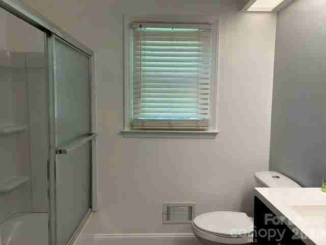 5741 Ruth Dr - Photo 6 of 10