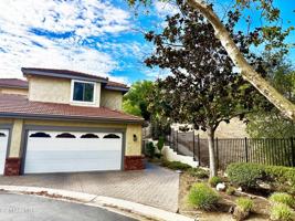 featured image of 29751 Strawberry Hill Dr