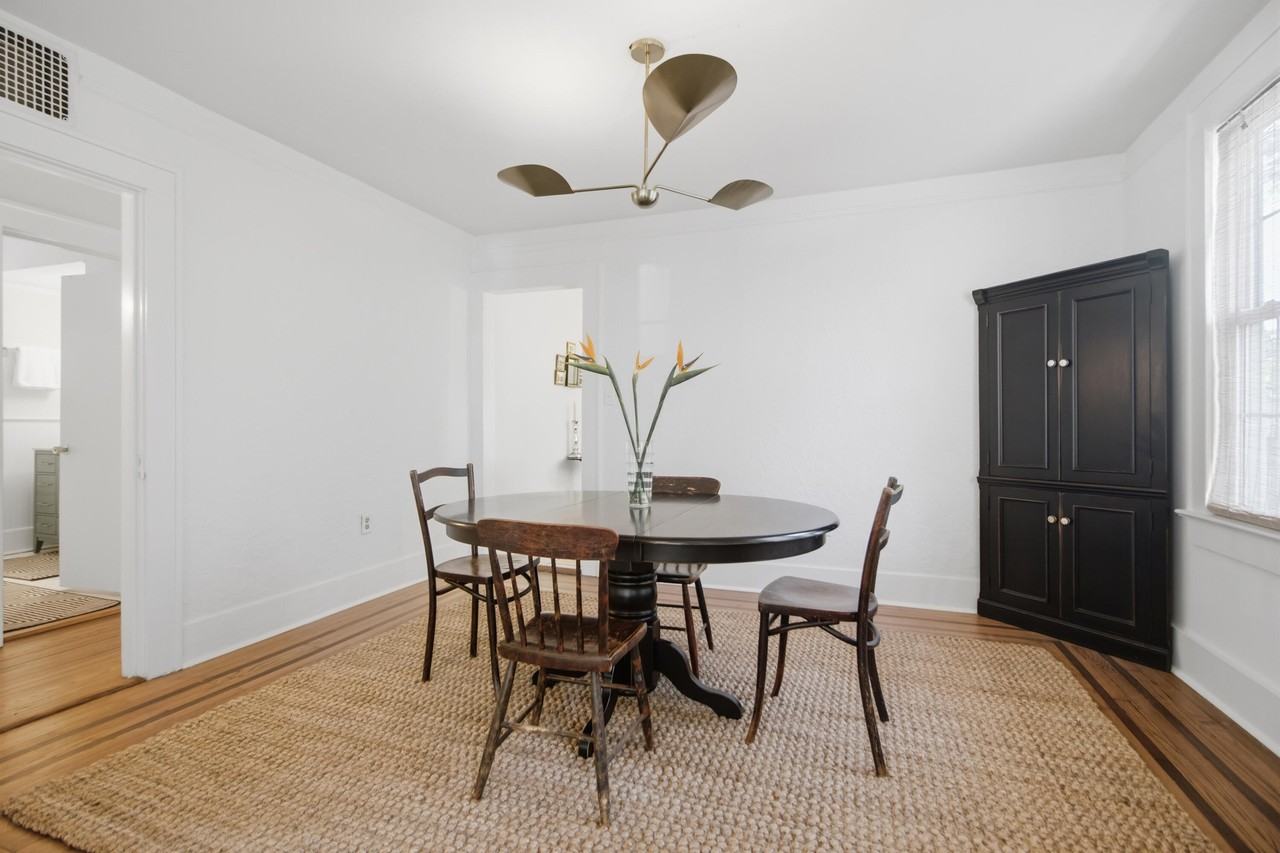 57 Darlington Ave - Photo 6 of 18