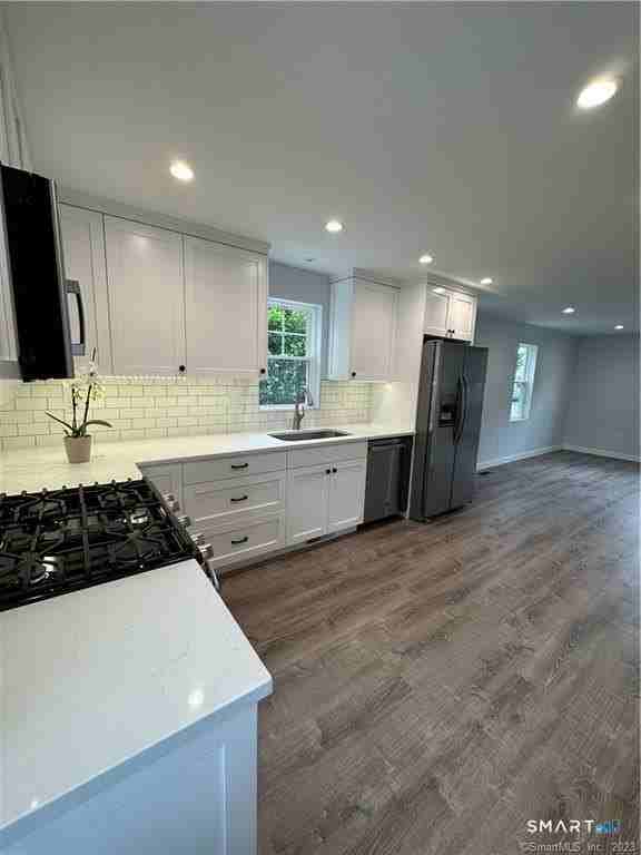 66 Campfield Dr - Photo 3 of 31