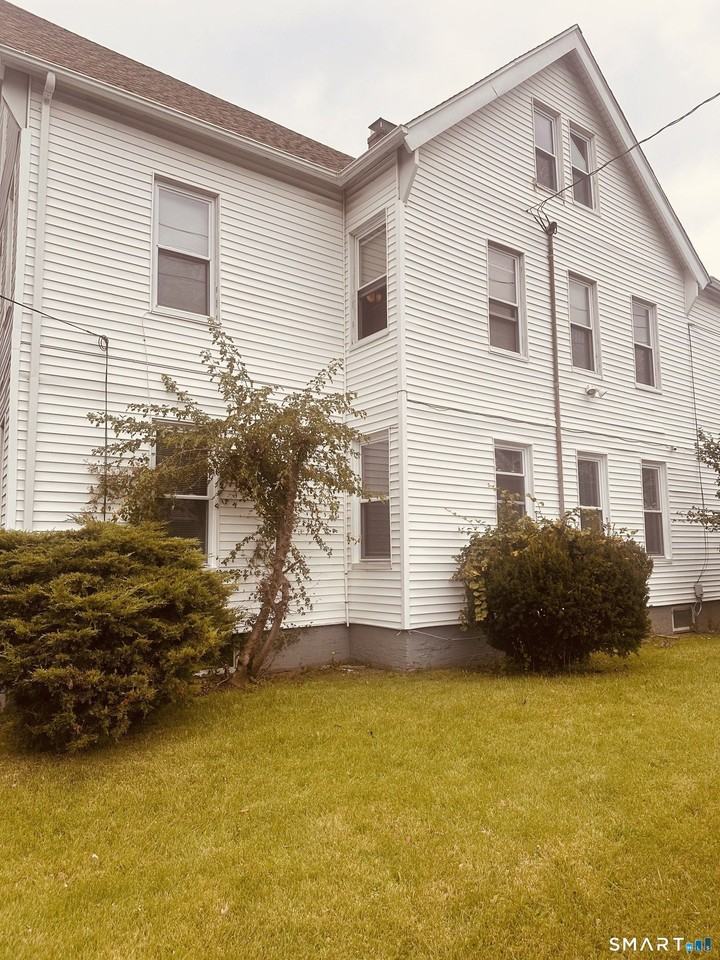 941 Campbell Ave - Photo 2 of 25
