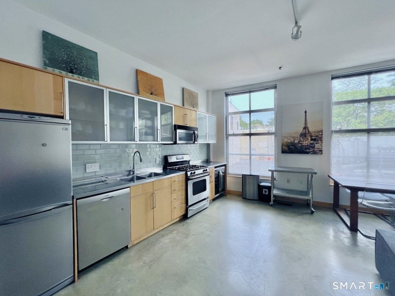 10 Ann St #101 - Photo 5 of 17