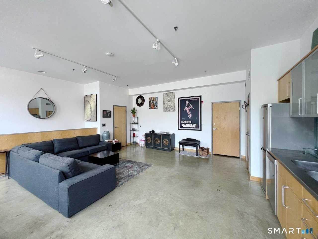 10 Ann St #101 - Photo 6 of 17