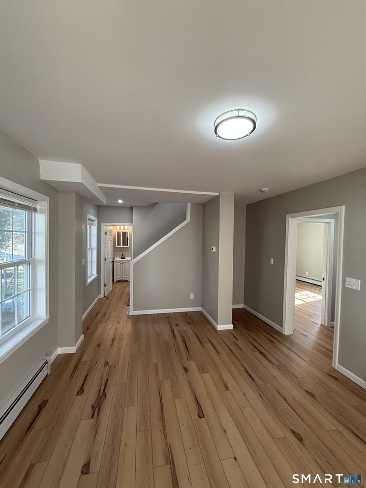 293 Boswell Ave - Photo 6 of 40