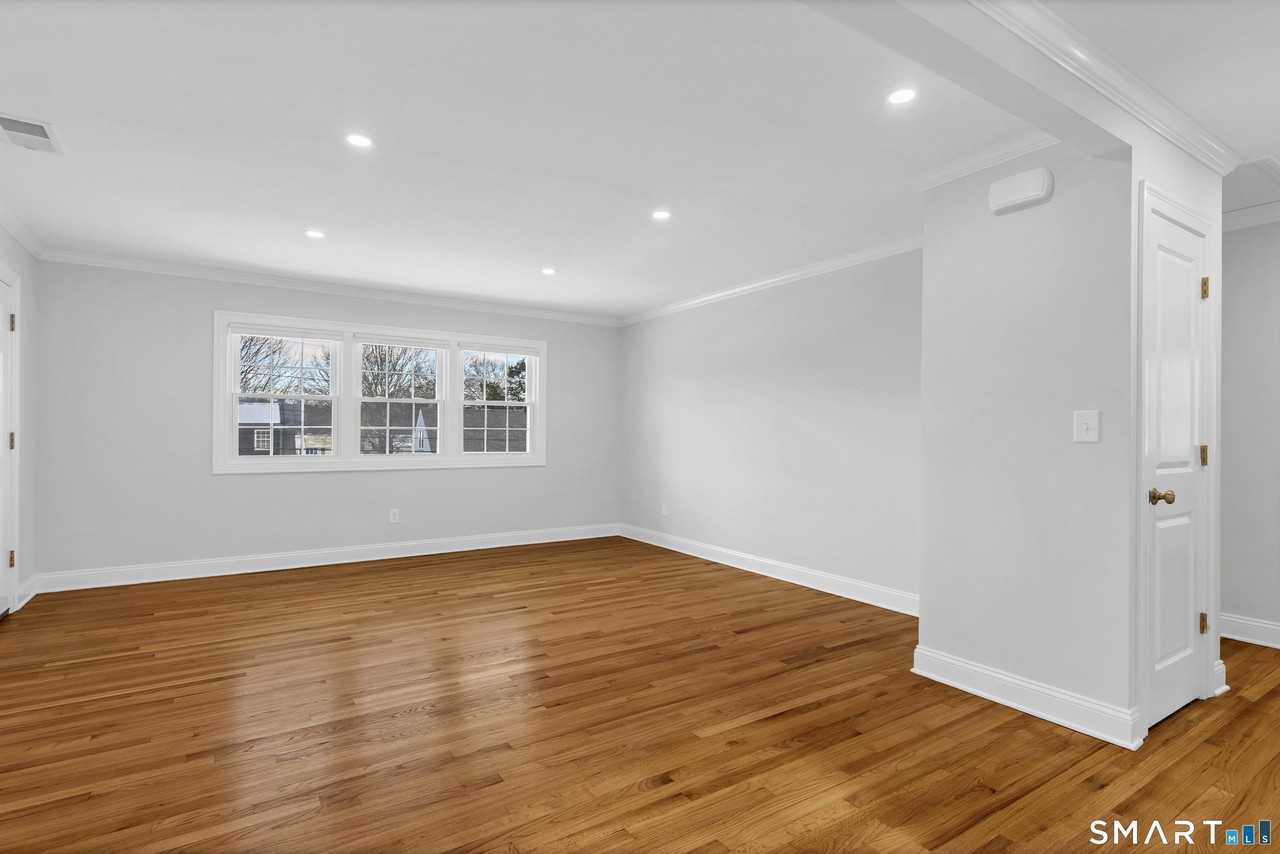 122 North St #1 - Photo 7 of 18