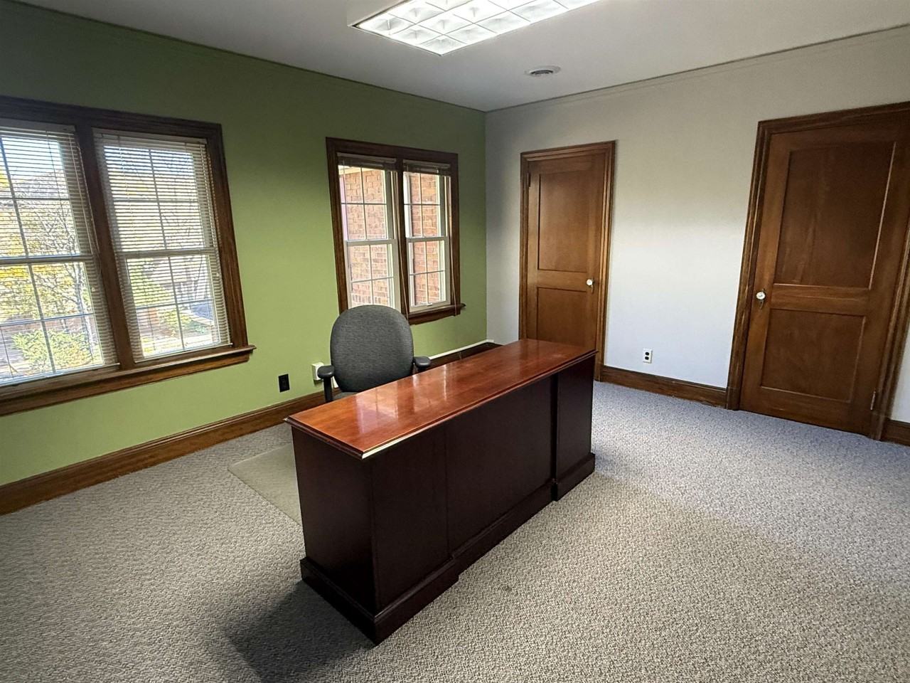 1501 Clark St - Photo 4 of 8
