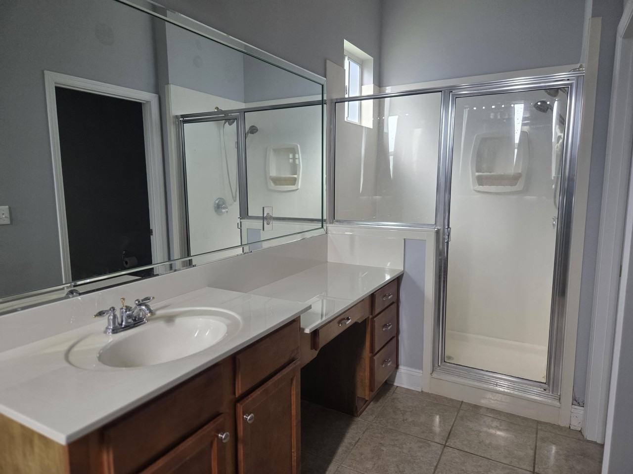 1542 Venice Ave - Photo 4 of 4