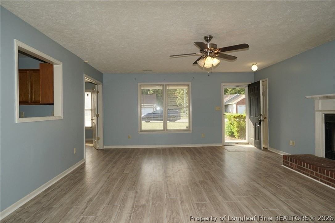 6571 Brookshire St - Photo 4 of 21