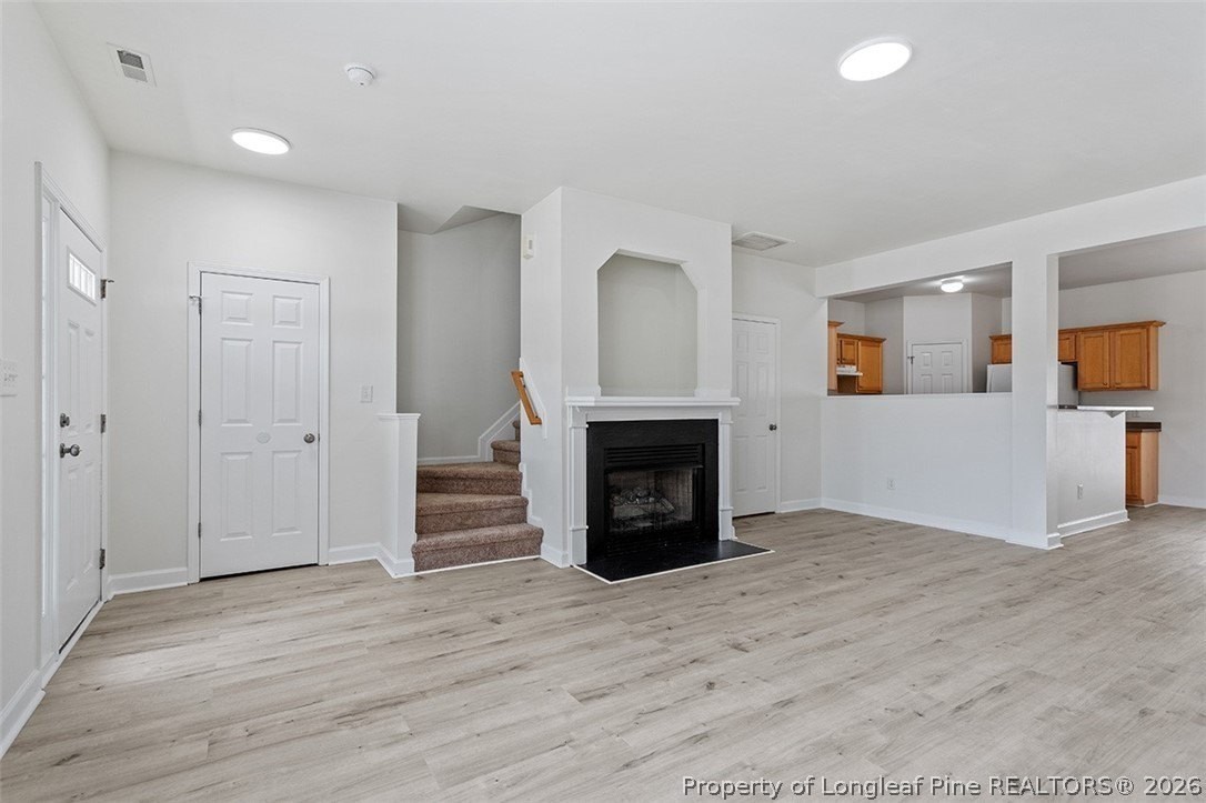 8323 Tierra Del Sol Way - Photo 4 of 28
