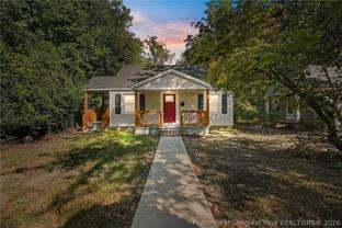 331 Lincoln Dr - Photo 1 of 1