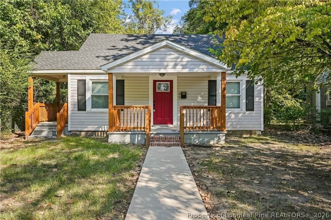 331 Lincoln Dr - Photo 2 of 27