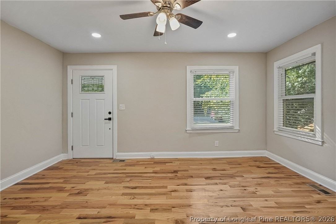 331 Lincoln Dr - Photo 5 of 27