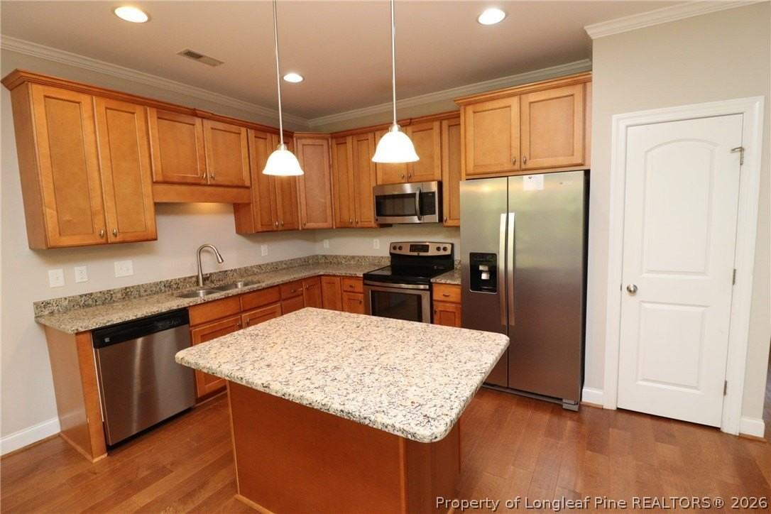 4404 Nicolas Pl - Photo 5 of 32