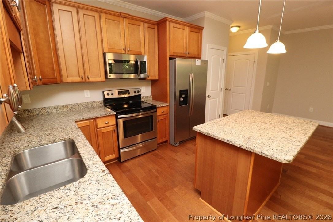 4404 Nicolas Pl - Photo 7 of 32