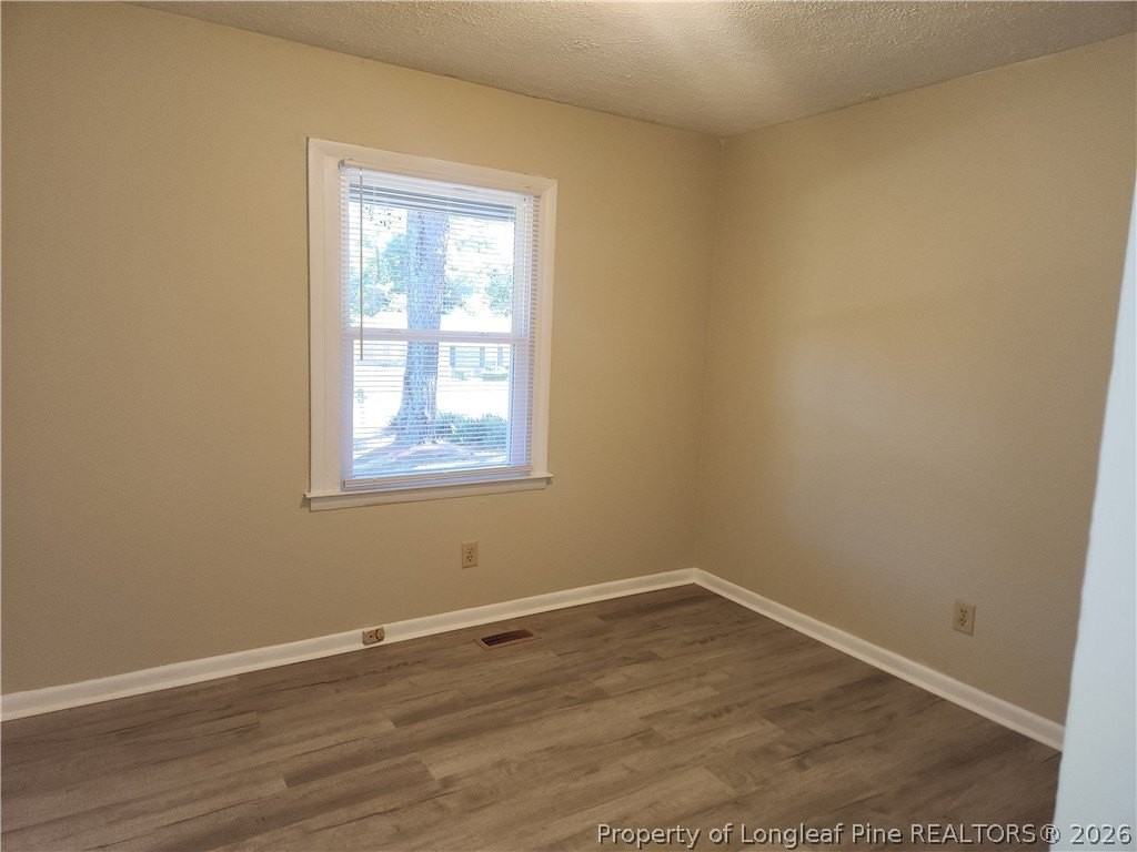 6835 Radial Dr - Photo 5 of 10
