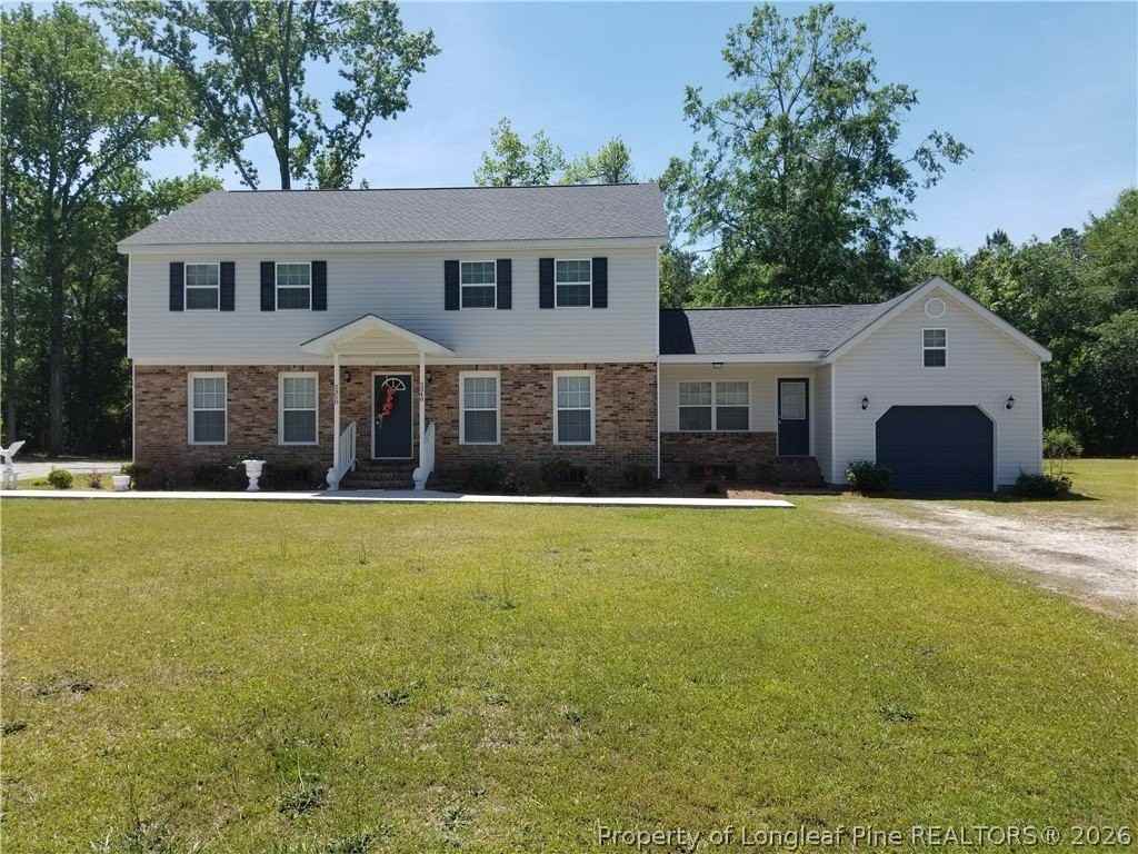 2348 Oak St - Photo 2 of 14
