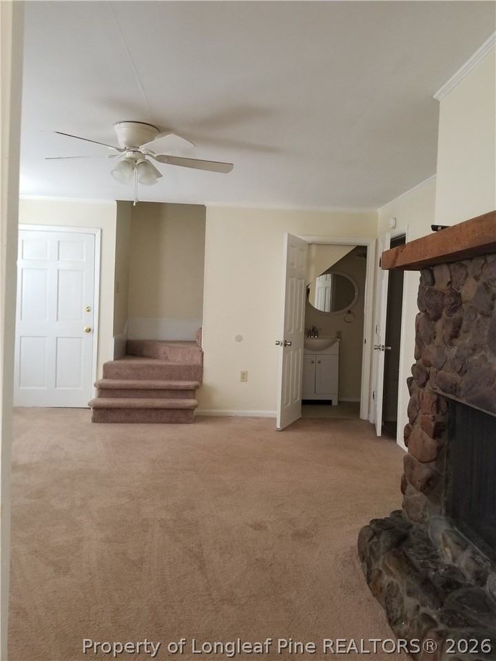 2348 Oak St - Photo 5 of 14