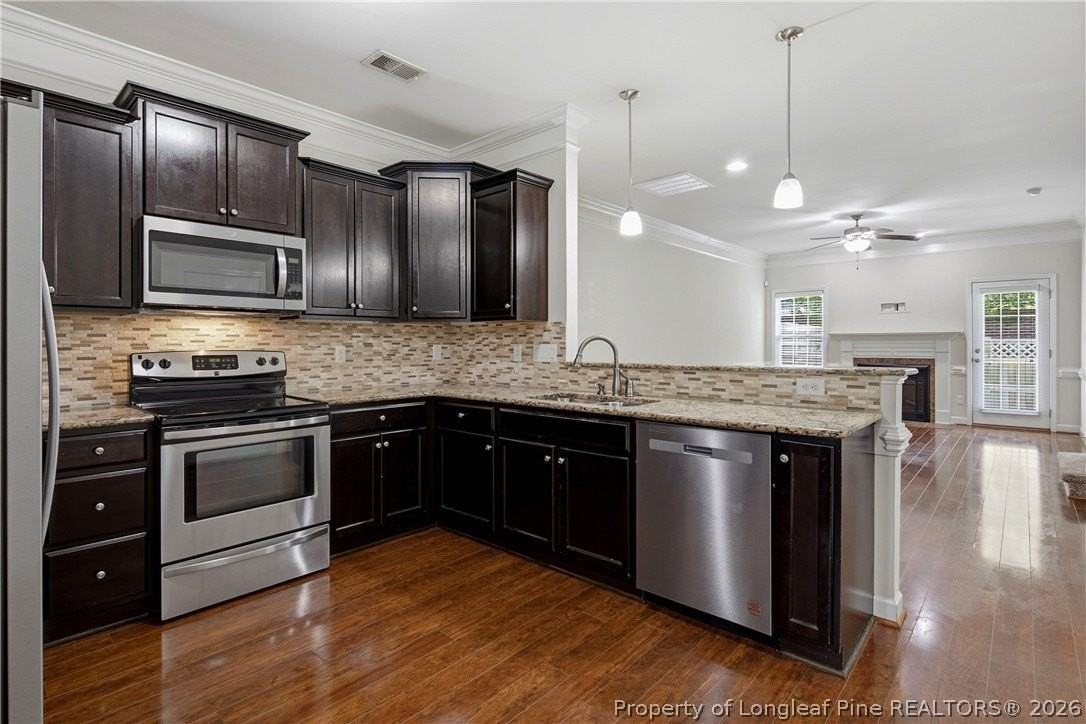 5113 Chapel Ln - Photo 6 of 46