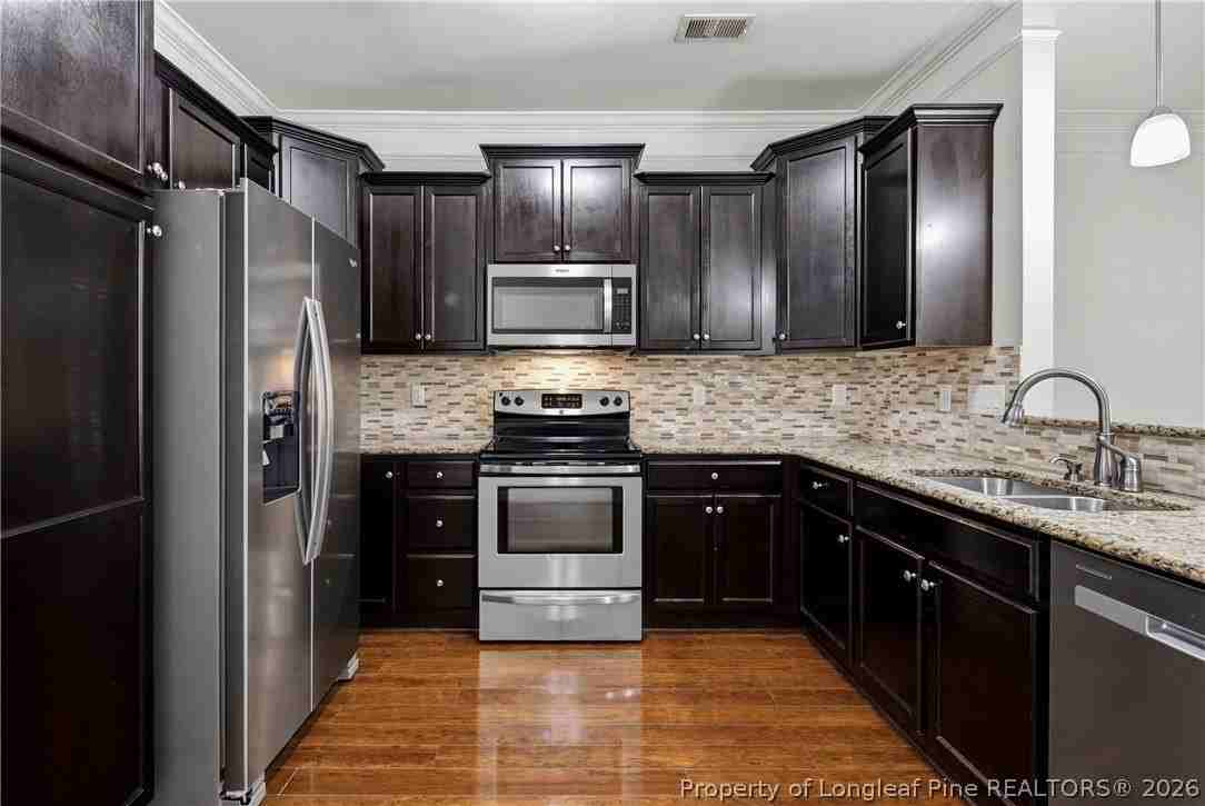5113 Chapel Ln - Photo 7 of 46