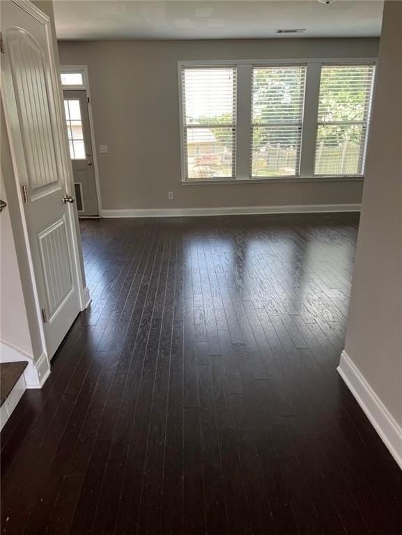 438 Fieldstone Ln - Photo 5 of 16