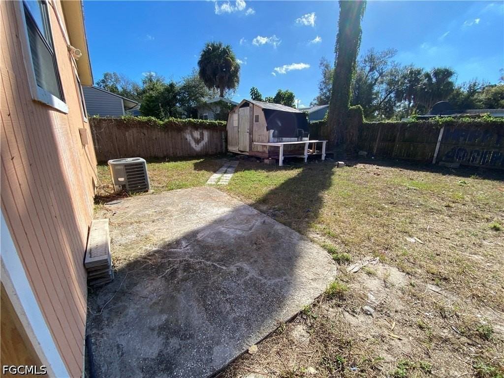 537 Sacramento St - Photo 3 of 17