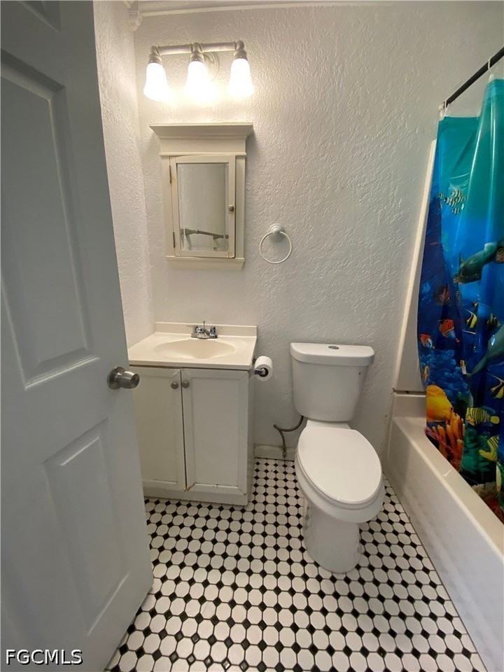 537 Sacramento St - Photo 6 of 17