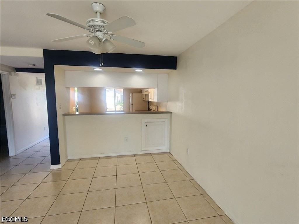1236 Se 40th St #104 - Photo 4 of 8
