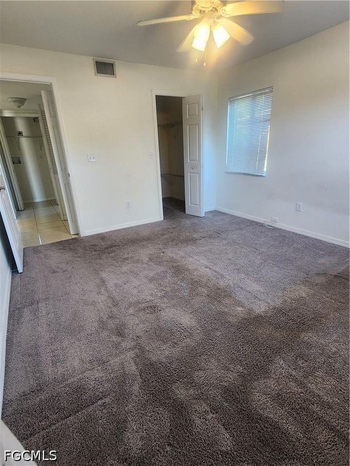 1236 Se 40th St #104 - Photo 7 of 8