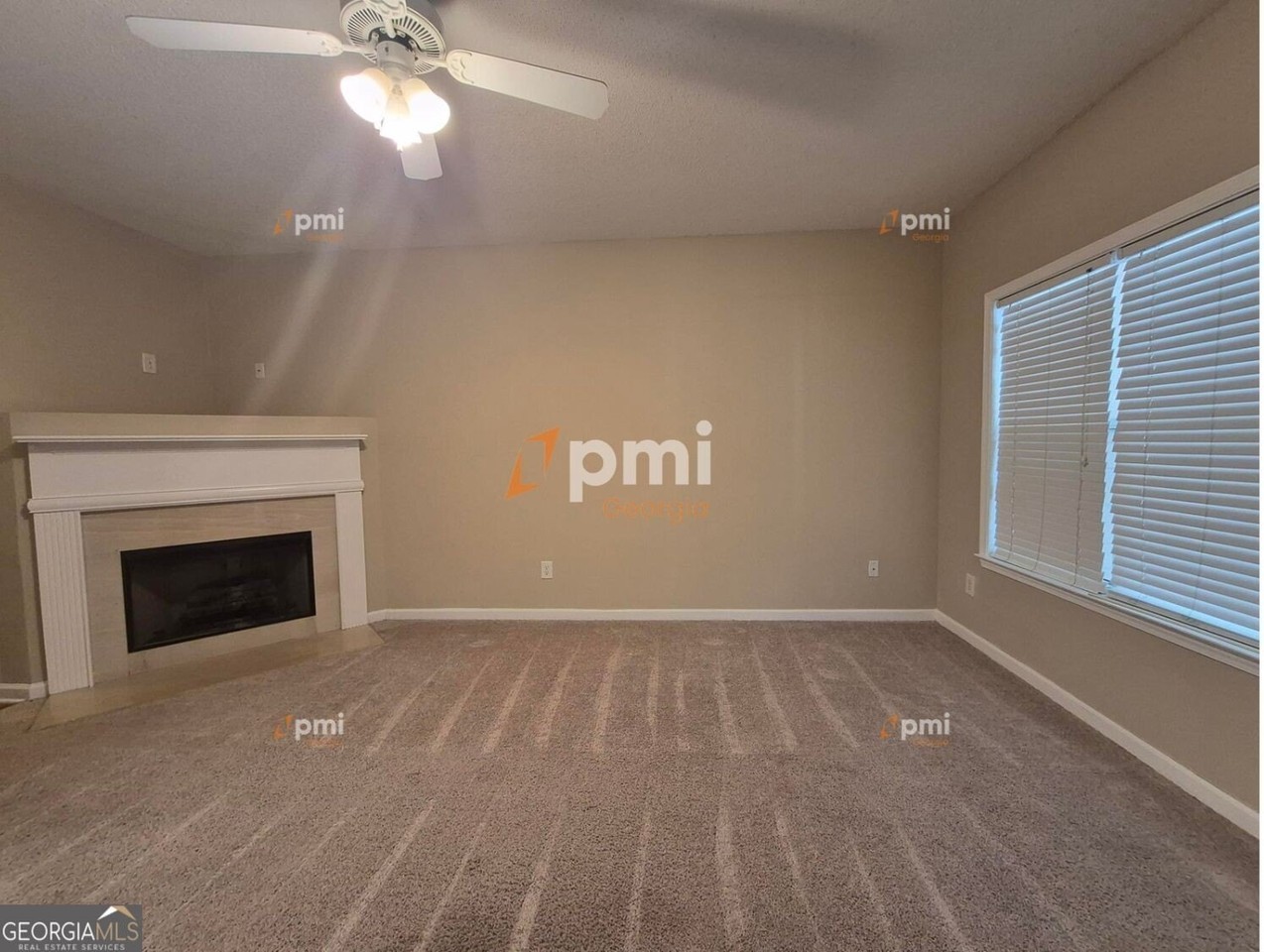 4865 Robinson Square Dr Nw - Photo 6 of 17