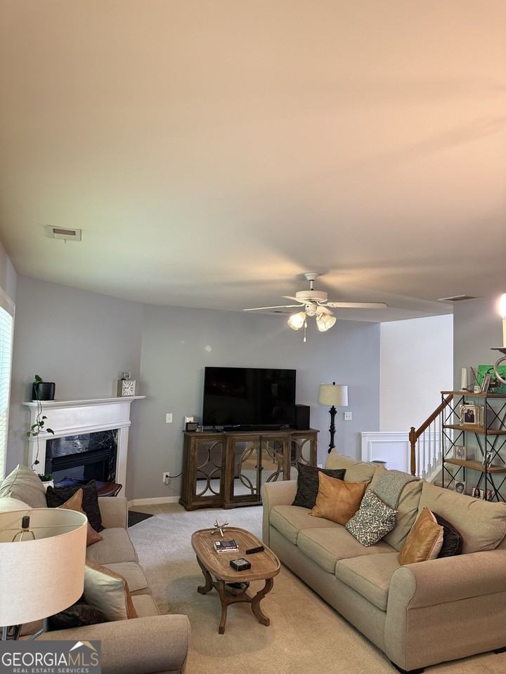 33 Jekyll Dr #8 - Photo 4 of 18