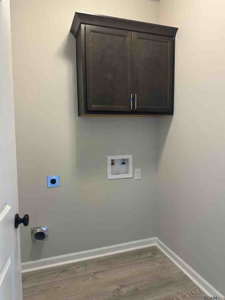 25729 Raines Ave - Photo 4 of 14